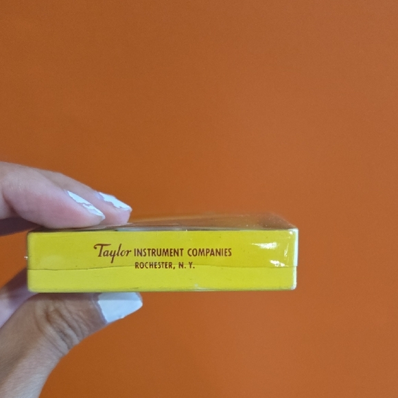 Vintage Compass with Black and Silver Accents - Picture 3 of 8